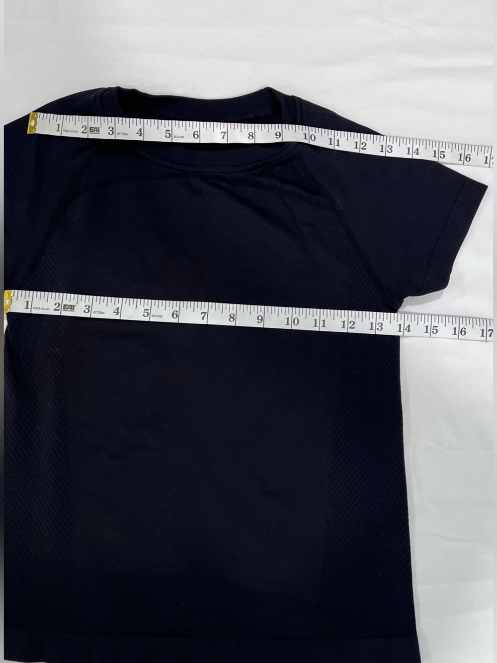 Black Ribbed Knit Topt - Picture 3 of 5